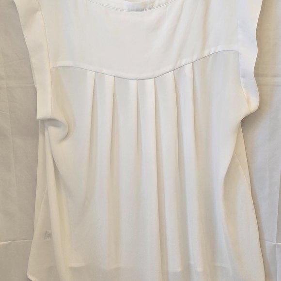 Pleione blouse, white, size XL, sleeveless, made in Indonesia - Picture 4 of 5